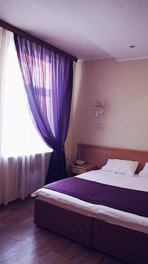 Ural Hotel Magnitogorsk Eksteriør bilde